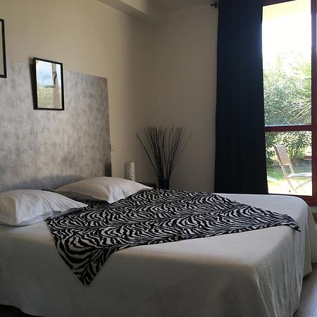 Appart'Hotel Et Chambres Essentiel Spa Arles Zewnętrze zdjęcie