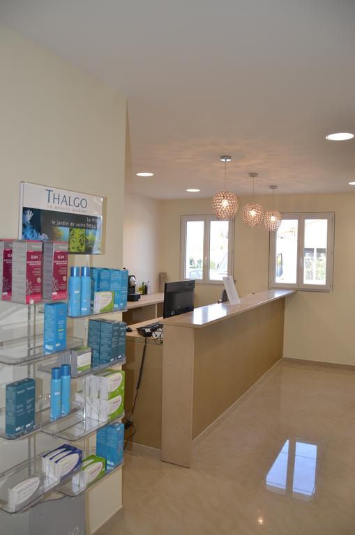 Appart'Hotel Et Chambres Essentiel Spa Arles Zewnętrze zdjęcie