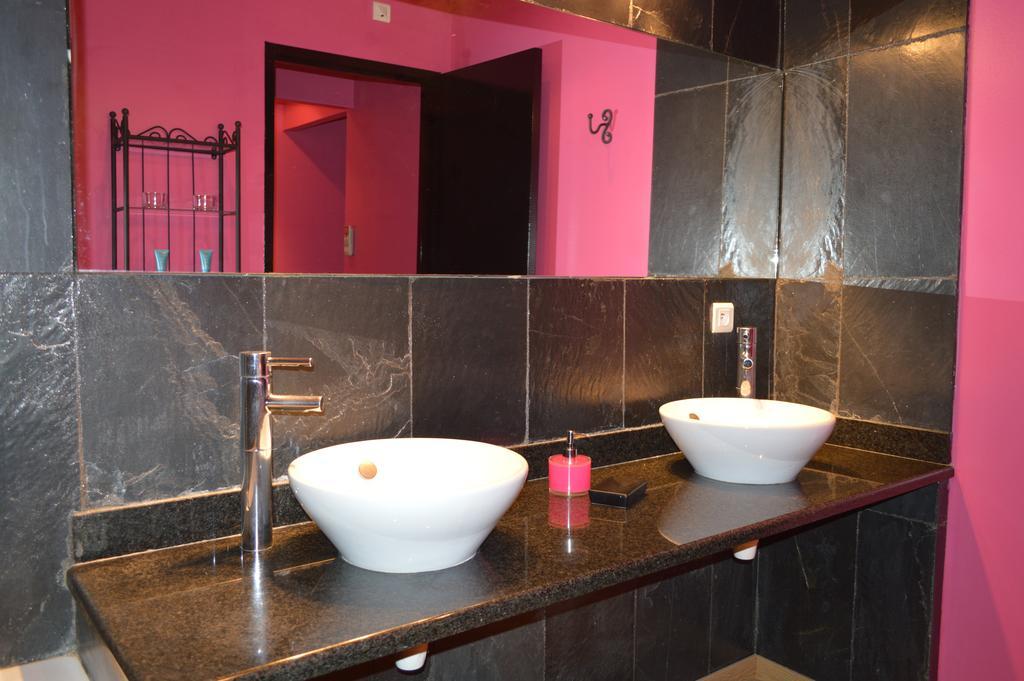 Appart'Hotel Et Chambres Essentiel Spa Arles Zewnętrze zdjęcie