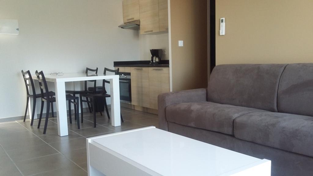 Appart'Hotel Et Chambres Essentiel Spa Arles Zewnętrze zdjęcie