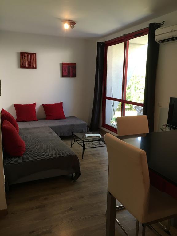 Appart'Hotel Et Chambres Essentiel Spa Arles Zewnętrze zdjęcie