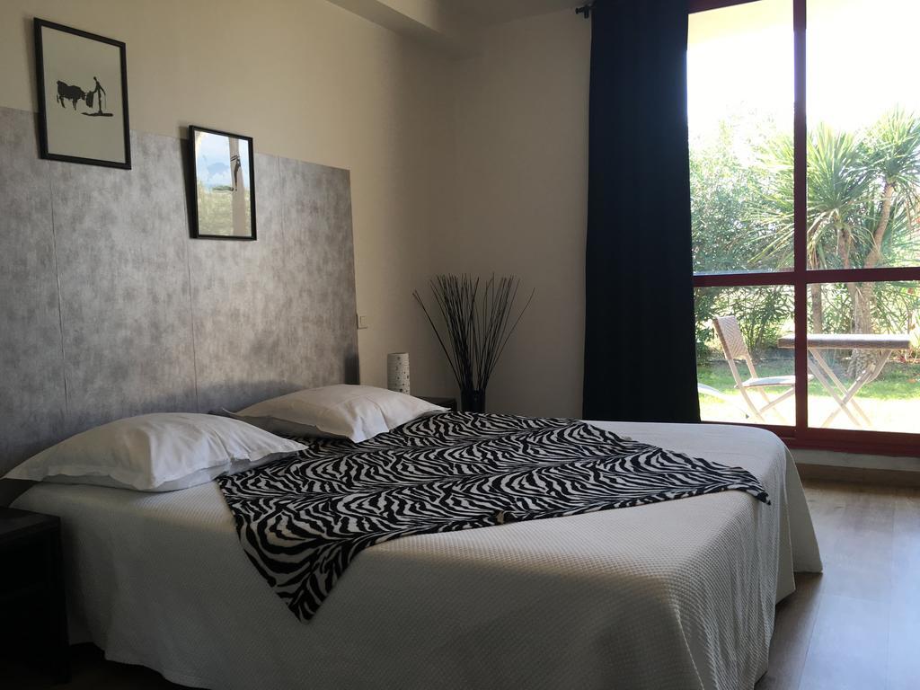 Appart'Hotel Et Chambres Essentiel Spa Arles Zewnętrze zdjęcie