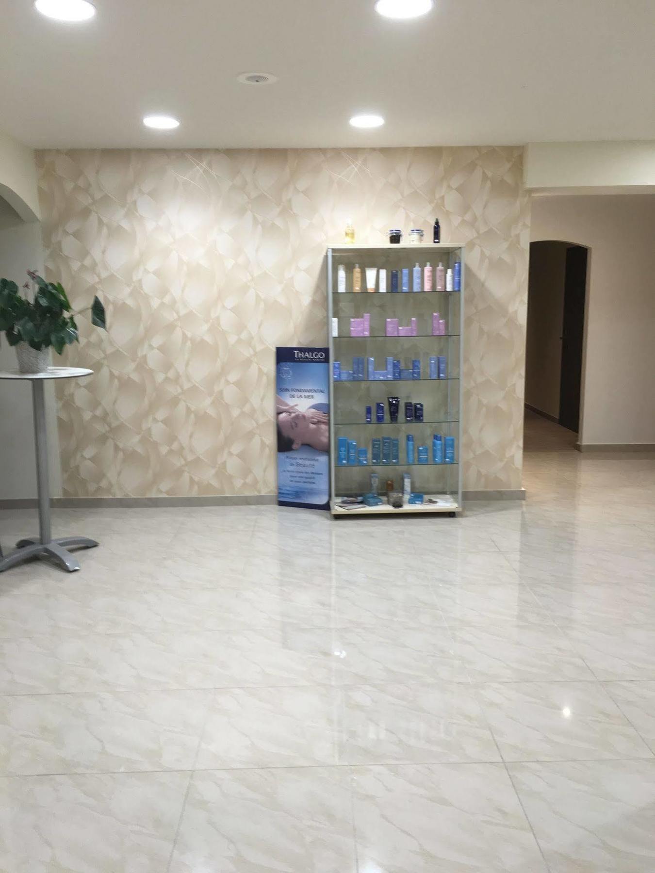 Appart'Hotel Et Chambres Essentiel Spa Arles Zewnętrze zdjęcie